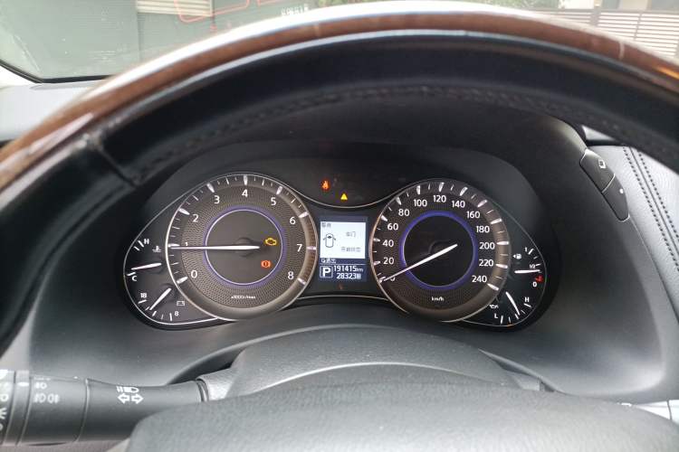 Used Infiniti QX80 2013 5.6L 4WD Instrument Cluster