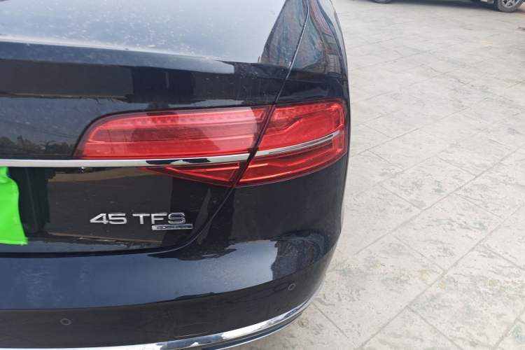 Used Audi A8 2016 A8L 45 TFSI quattro Comfort model Right Rear Taillight