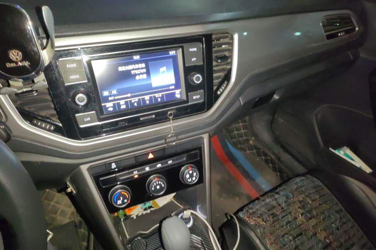 Used Volkswagen T-ROC 2019 230TSI DSG Two-Wheel-Drive Advanced Version China VI Standard