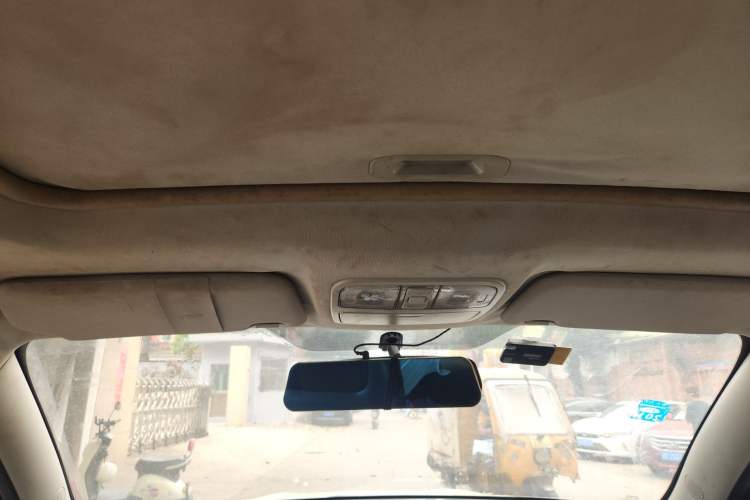 Used CHANGAN CS35 2014 1.6L Automatic Luxury Model China IV Standard Headliner