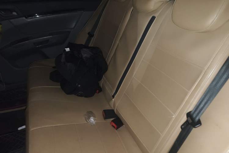 Used Geely Auto Classic Emgrand 2012 Sedan 1.8L Manual Luxury Model Left Rear Seat