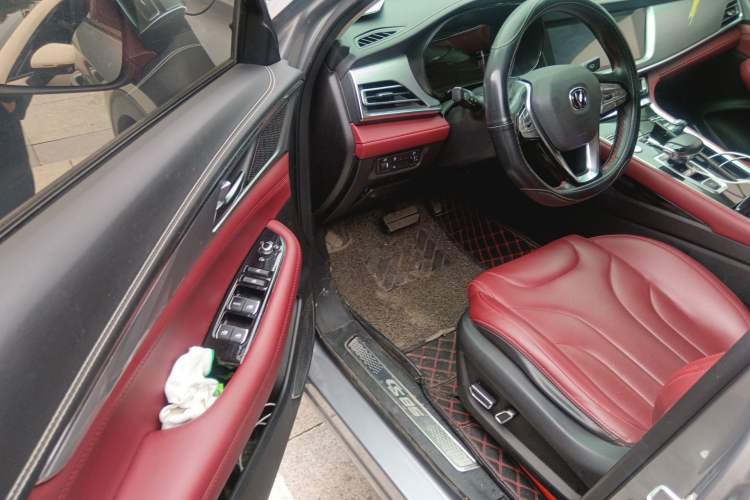 Used CHANGAN CS85 COUPE 2019 1.5T DCT Dynamic Version China VI Standard Driver Seat