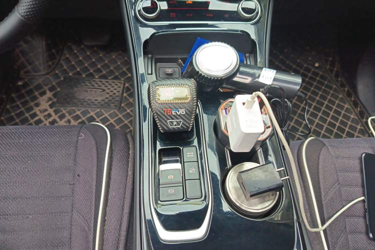 Used FORTHING T5 EVO 2021 1.5TD DCT Diamond Edition Gear Lever