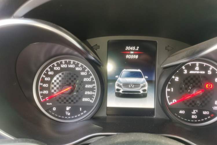 Used Mercedes-Benz GLC AMG 2017 AMG GLC 43 4MATIC Special Edition Odometer Close Up