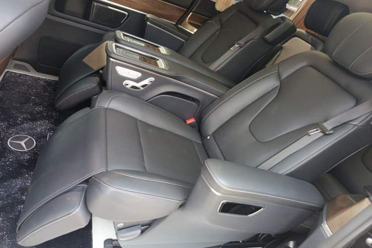 Used Mercedes-Benz V-Class 2021 V 260 Prestige Edition Left Rear Seat