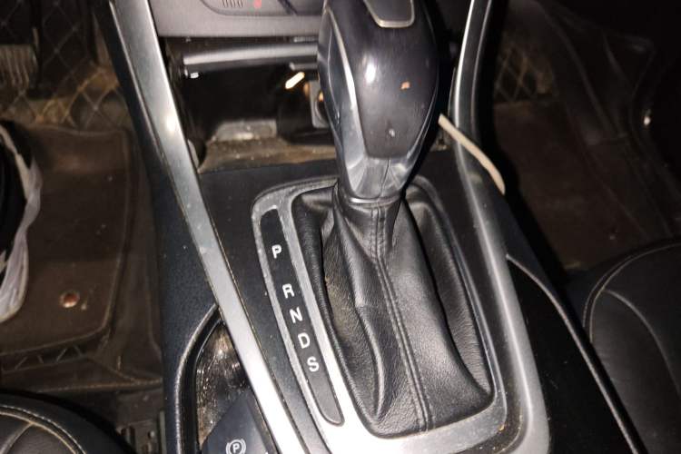 Used Ford Edge 2016 EcoBoost 245 Two-Wheel-Drive Titanium 7-Seater