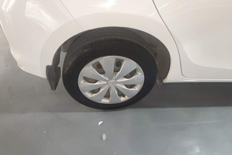 Used Toyota YARiS L Zhi Xuan 2015 1.5E Automatic Charm Edition