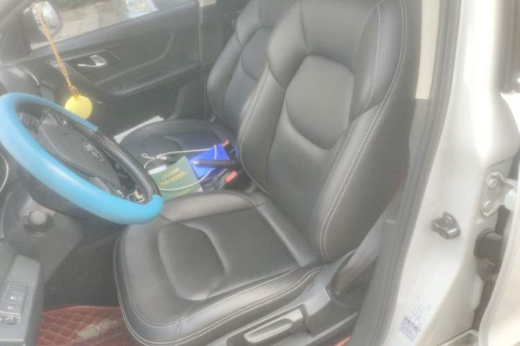 Used Bestune X40 2018 Internet Celebrity Edition 1.6L Automatic Luxury Version