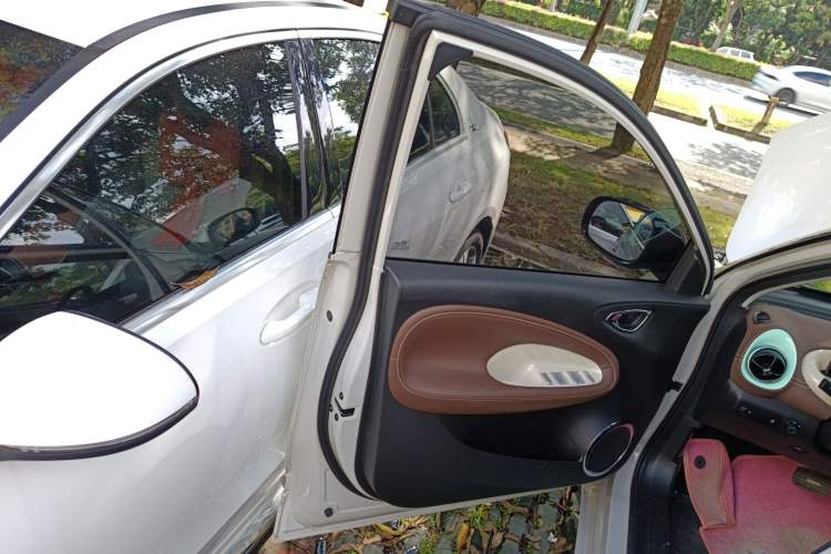 Used Wuling Bingo 2023 333 km Lingxi Connected+ Version