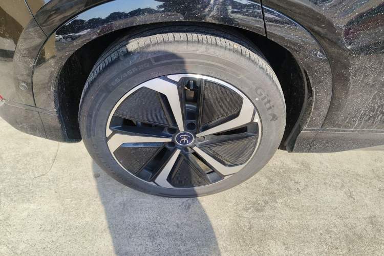 Used BYD Song L EV 2025 662 km Advanced Intelligent Driving Version
