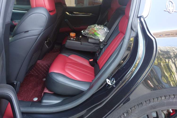 Used Maserati Ghibli 2019 3.0T Diamond Black Global Limited Edition China VI Standard Left Rear Seat