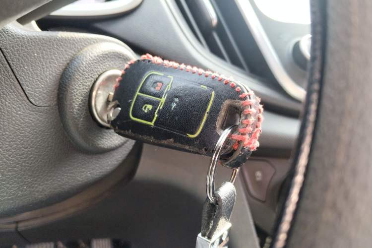 Used Chevrolet Cavalier 2019 320 Manual Xinyue Edition Vehicle Key