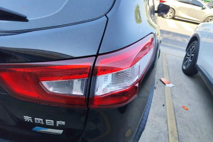 Used Nissan Qashqai 2016 2.0L CVT Flagship Edition
