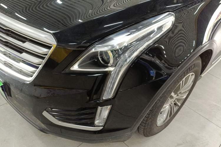 Used Cadillac XT5 2018 25T Luxury Model