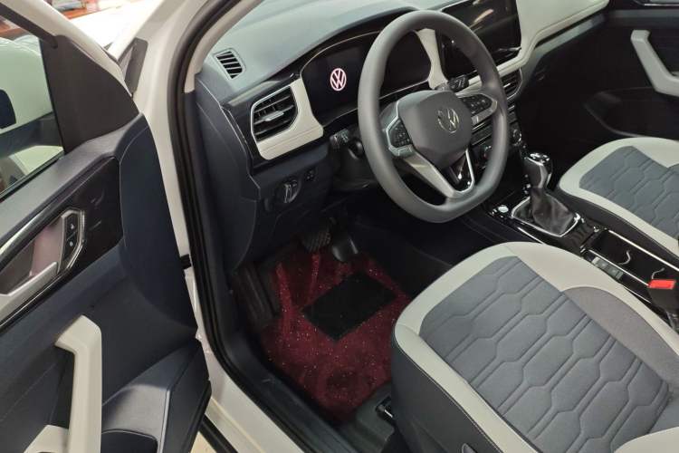 Used Volkswagen Tharu 2025 New Sharp 1.5L Ambitious Edition
