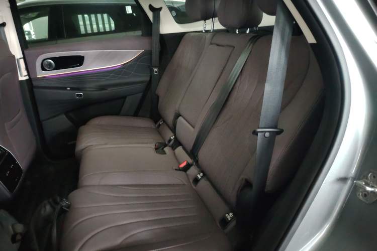 Used Chery Tiggo 9 C-DM 2025 1.5T 106KM Ultra-Comfort Edition 5 Seats Lithium-NMC
