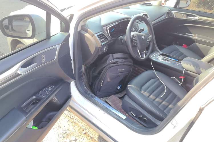 Used Ford Mondeo New Energy 2018 2.0 PHEV Smart-Controlled Fashion Edition China VI Standard
