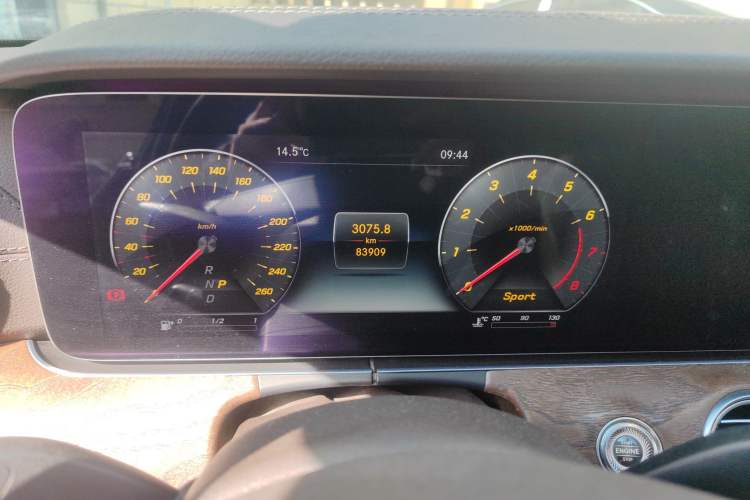 Used Mercedes-Benz E-Class 2018 Facelift E 300 L Luxury Edition
