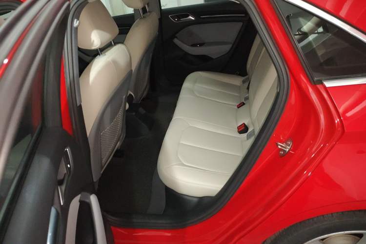 Used Audi A3 2020 Limousine 35 TFSI Fashion Edition China VI Emission Standard Left Rear Seat