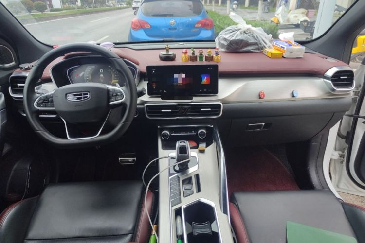 Used Geely Auto Coolray 2019 Sport Model 260T DCT Patrol China V Standard Center Console