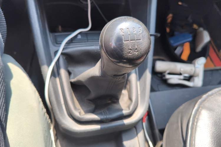 Used Volkswagen Santana 2019 1.5L Manual Fashion Edition China VI Standard Gear Lever