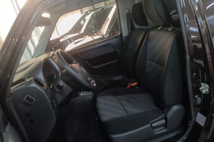 Used Suzuki Jimny 2015 1.3 AT JLX
