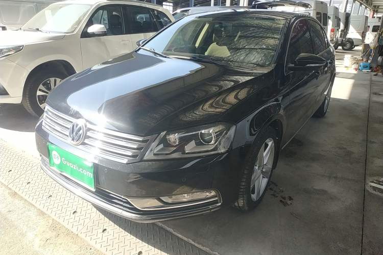 Used Volkswagen Magotan 2015 Facelift 1.8TSI Luxury Model