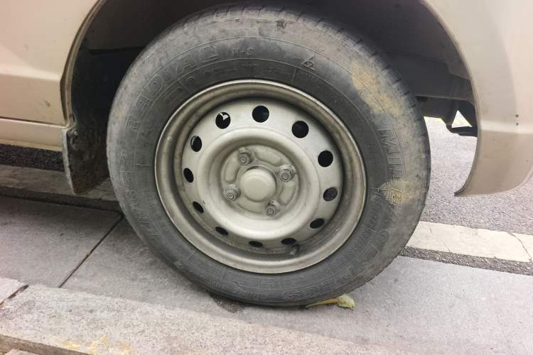 Used Wuling Rongguang S 2021 1.2L Base Model 5-Seater LSI