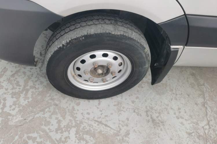 Used JAC Sunray 2019 1.9T Fuel-Efficient Platinum Edition 5-9 Seater Star Express
