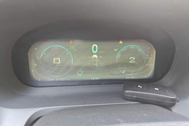 Used BYD Tang New Energy 2015 2.0T Four-Wheel-Drive Flagship Model