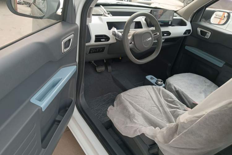 Used Geely Galaxy Panda 2024 Panda Mini 200km Endurance Bear