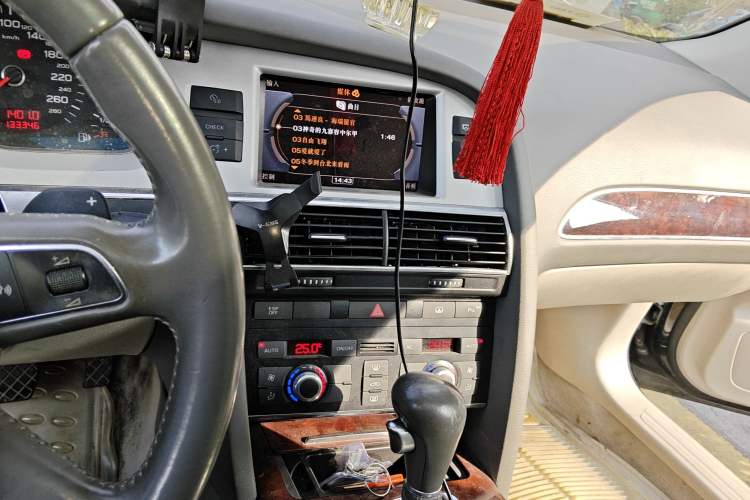 Used Audi A6L 2011 2.4L Technology Edition
