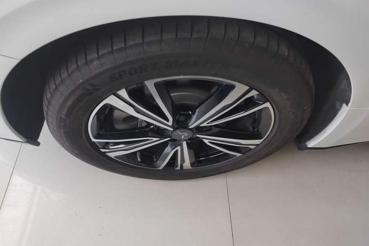 Used Hongqi EH7 2024 690 Pro
