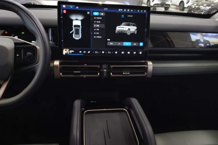 Used iCAR 03 2024 501km Two-Wheel Drive Long-Range Version Audio And AC Panel