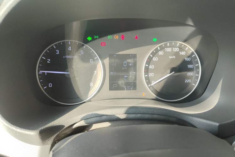 Used Hyundai ix25 2015 1.6L Automatic Two-Wheel Drive Smart GLS Trim