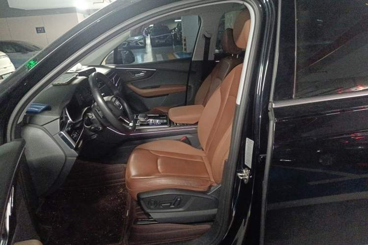 Used Audi Q7 2020 55 TFSI quattro S line sports model