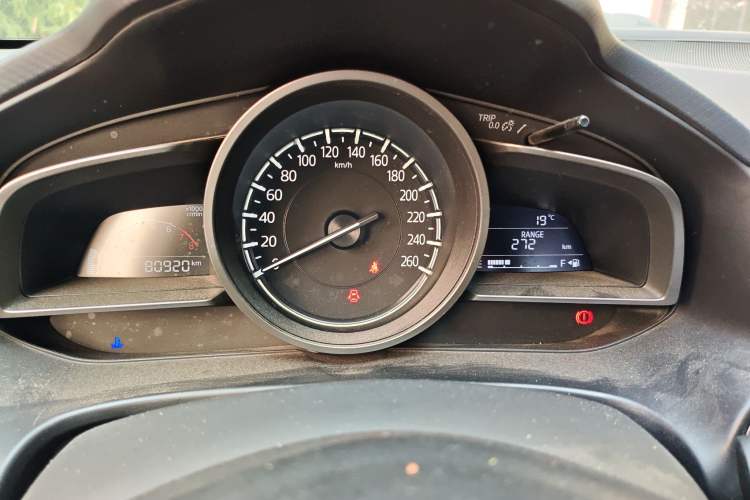 Used Mazda 3 Axela 2017 Sedan 1.5L Manual Comfort Model Emission Standard China V Instrument Cluster