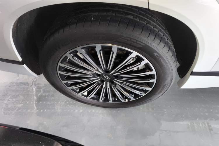 Used Chery Tiggo 9 2025 2.0T Automatic Two-Wheel Drive Luxury Edition 5 Seats