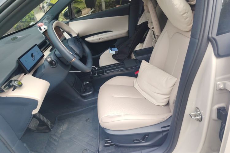 Used Lynk & Co Z20 2026 Model 430km Rear-Wheel Drive Pro Left Front Seat