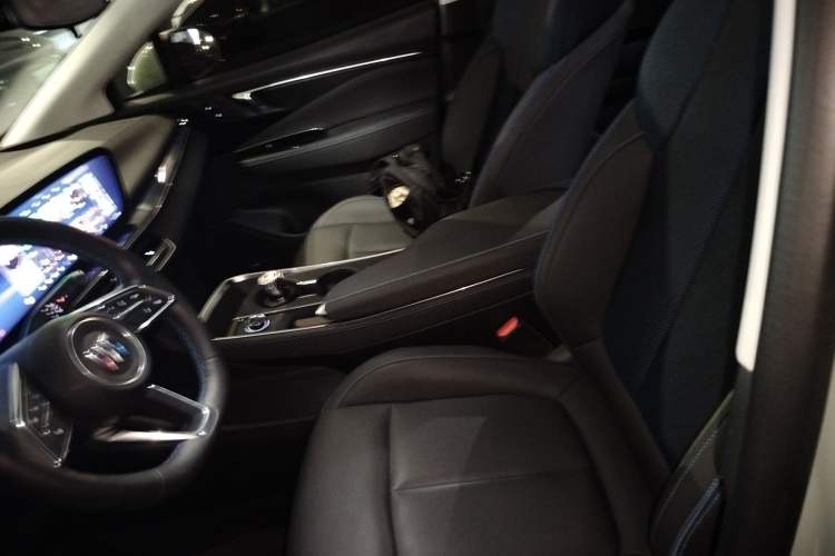 Used Buick E4 2023 Smart Edition Left Front Seat