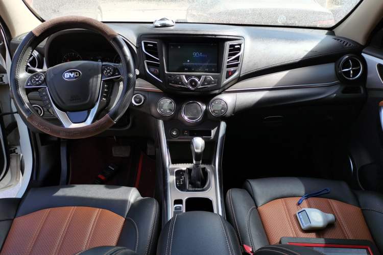 Used BYD Song 2016 2.0TID Automatic Prestige Edition
