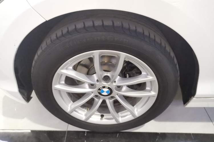 Used BMW 1 Series 2015 118i Leading Model
