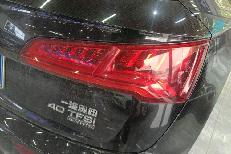 Used Audi Q5L 2018 40 TFSI Prestige Fashion Edition China VI Right Rear Taillight