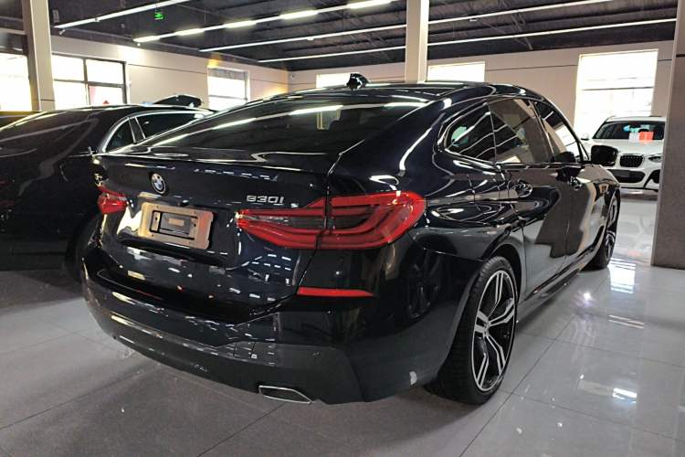 Used BMW 6 Series GT 2022 630i M Sport Package Rear Right 45 Deg
