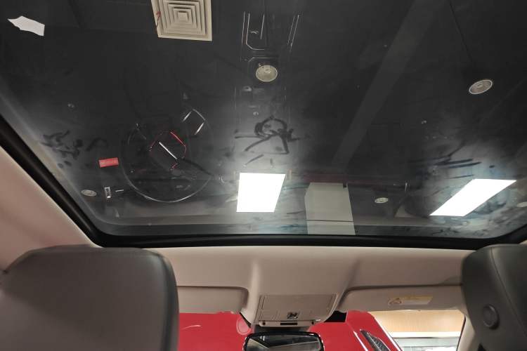 Used Land Rover Range Evoque 2018 240 PS SE Smart Brilliance Edition
