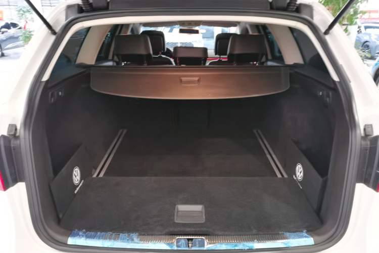 Used Volkswagen Magotan 2012 Travel Edition 2.0 TSI Comfort Version