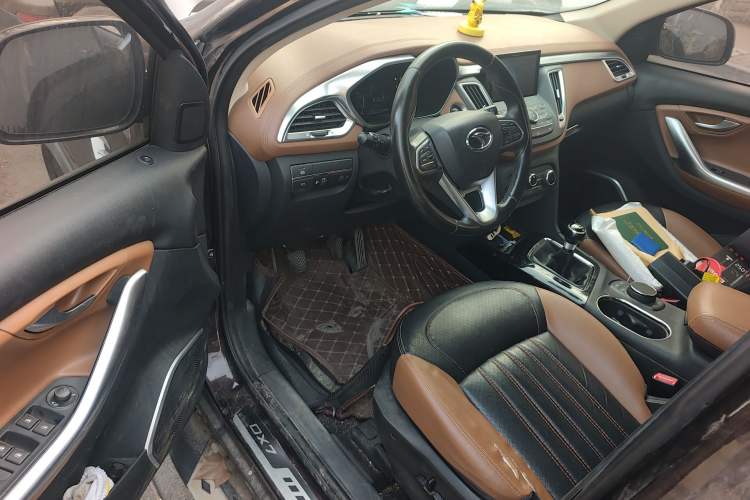 Used Soueast DX7 2017 1.5T Manual Luxury Model
