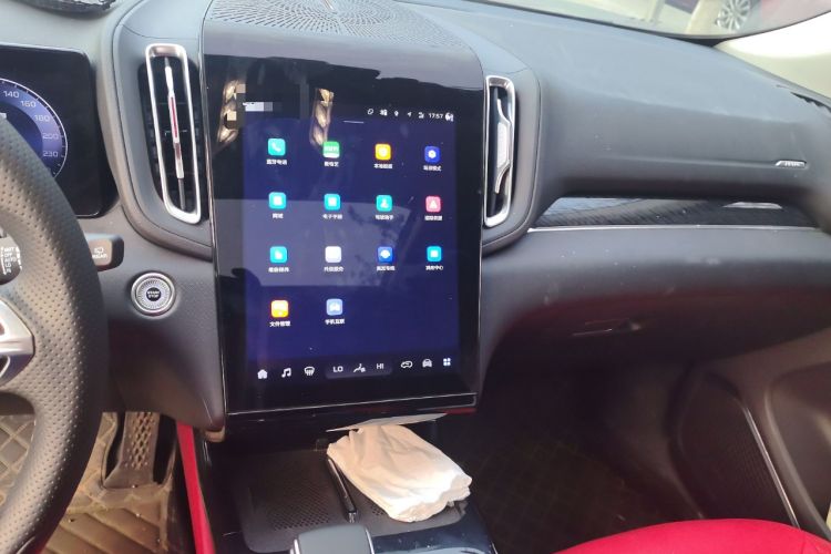 Used Hongqi HS3 2024 1.5T Shanwei Edition Audio And AC Panel