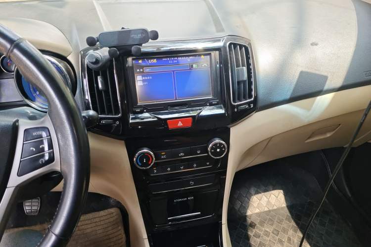 Used Chery E3 2013 1.5L Manual ZhiShang Model
