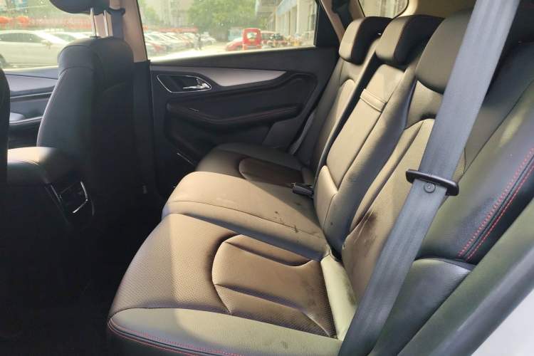 Used Baojun 560 2016 1.8L Manual Luxury Edition Left Rear Seat